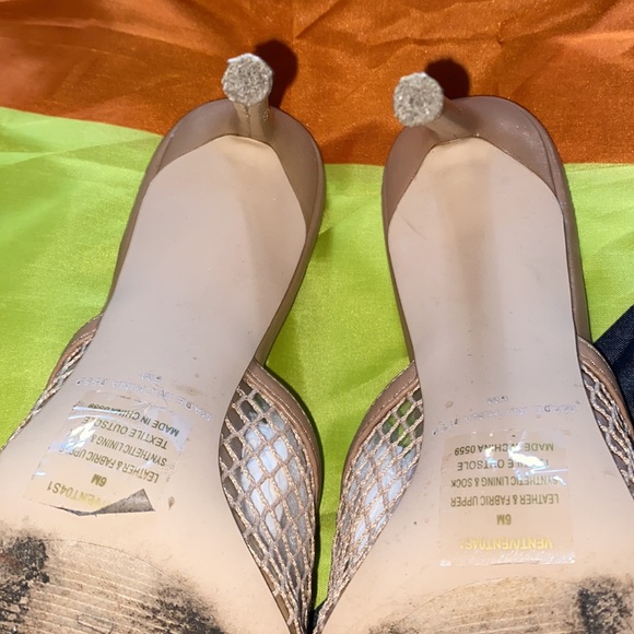 Steve Madden Nude Mules (VENT) - Picture 6 of 11